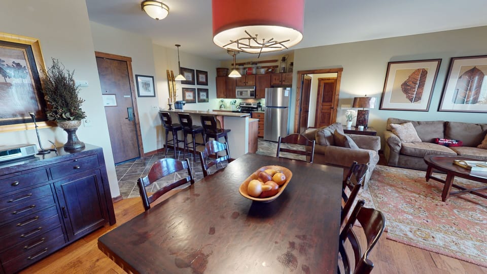 Dining Room, Dining Table, Furniture, Indoors, Table