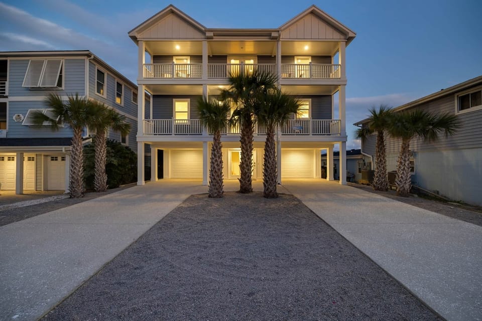 Front Evening View(2)