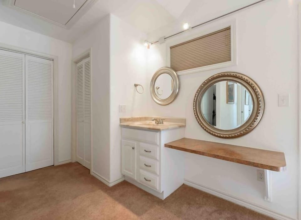 Additional sink