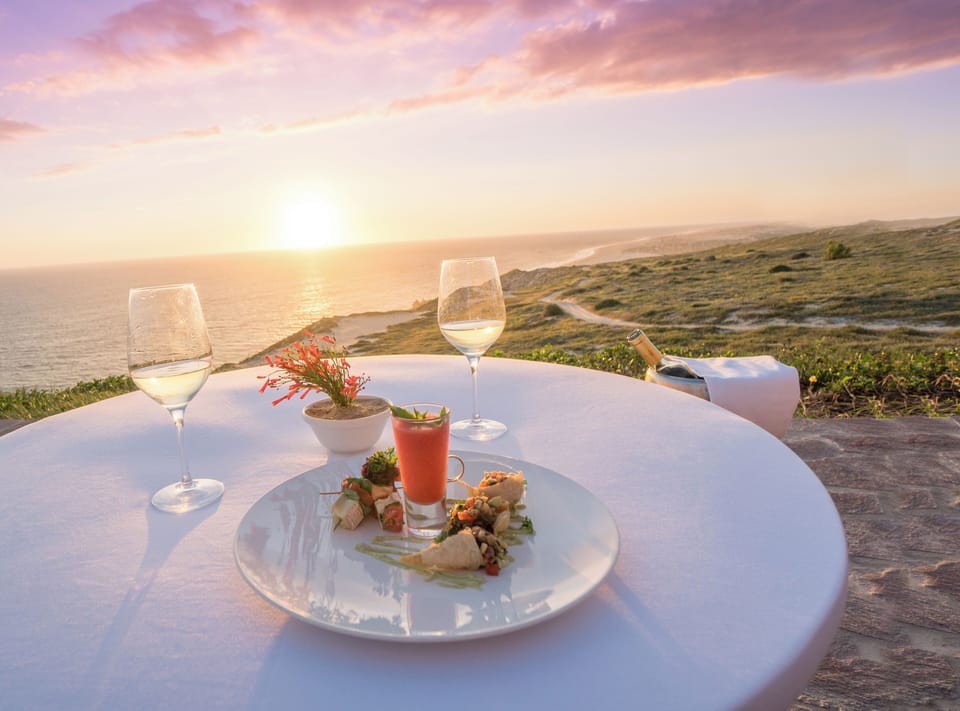 More than 40 dining options available