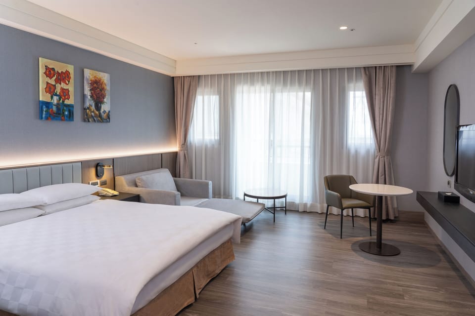 Standard Double Room | In-room safe, desk, free WiFi, bed sheets