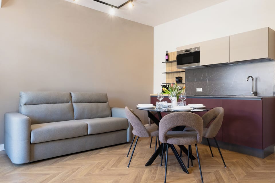 Superior Studio | Private kitchen | Fridge, stovetop, electric kettle, coffee grinder