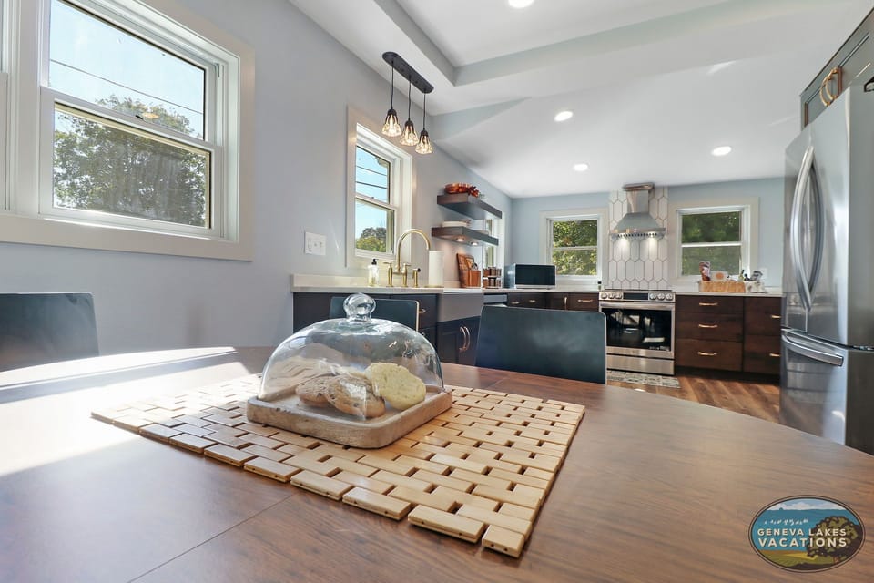 Dining Room Open to Kitchen