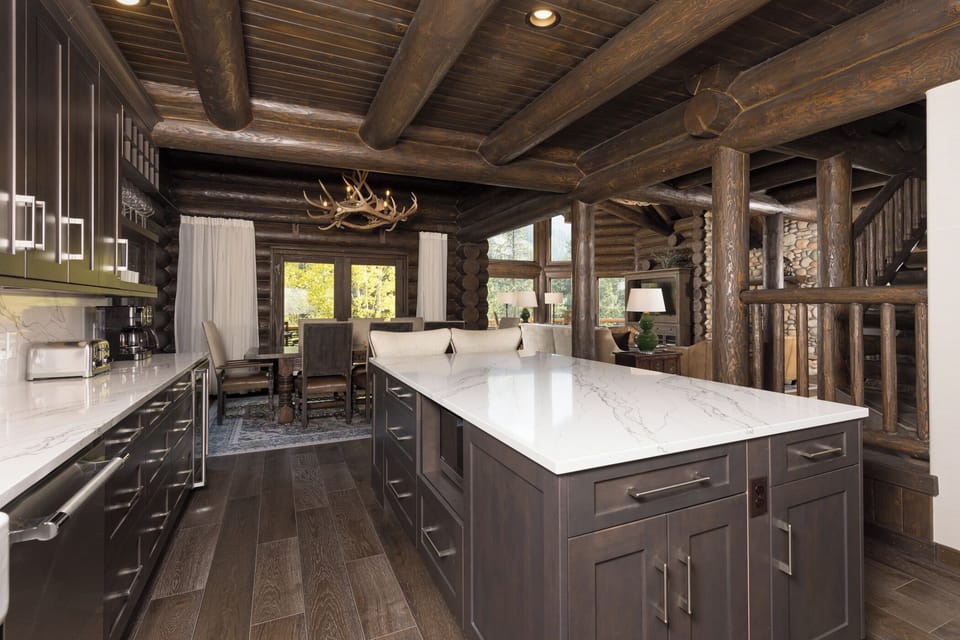 Kitchen | Main Level