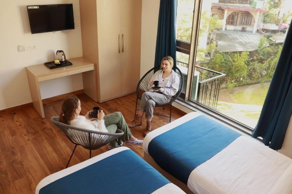 Deluxe Twin Room | Free WiFi, bed sheets