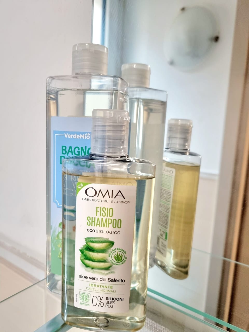Bathroom amenities