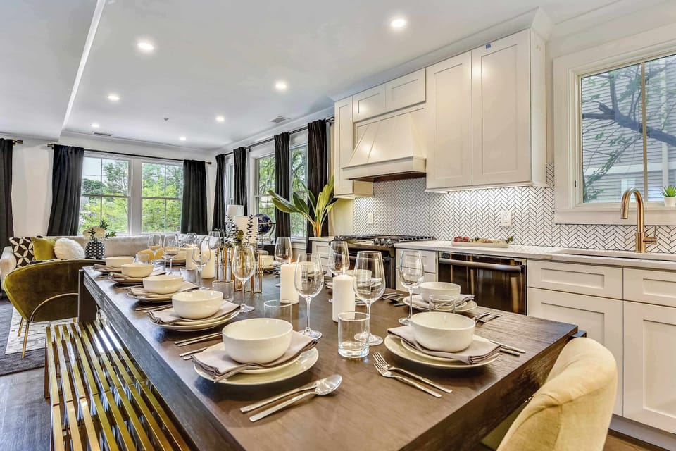 Dining area next to the open kitchen
