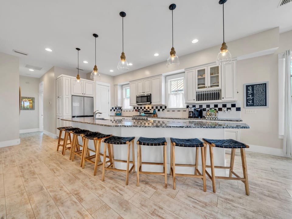 Kitchen and Counter