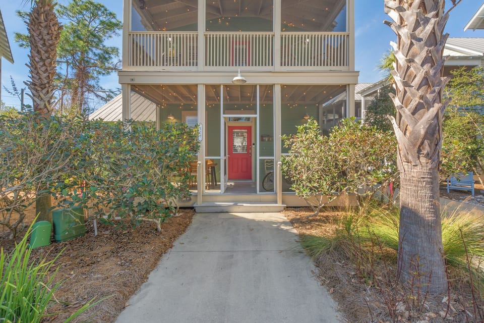 Barefoot Cottages, B25, 3 bedrooms, 3.5 baths, sleeping 9
