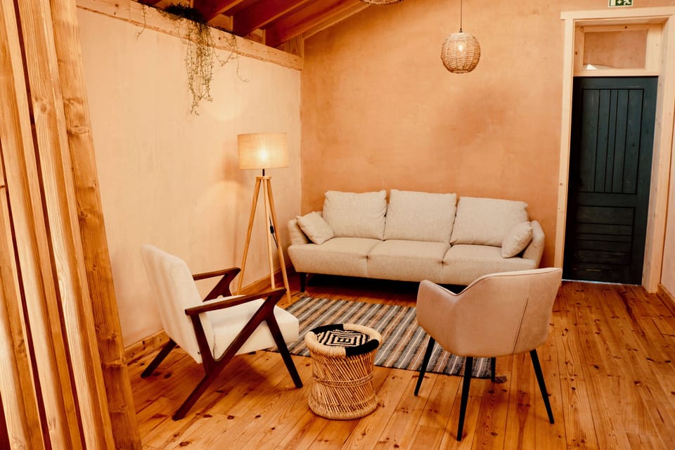 Fireplace, heated floors