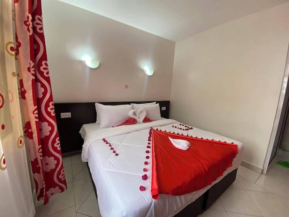 Comfort Double Room, Balcony, Courtyard View | Free WiFi
