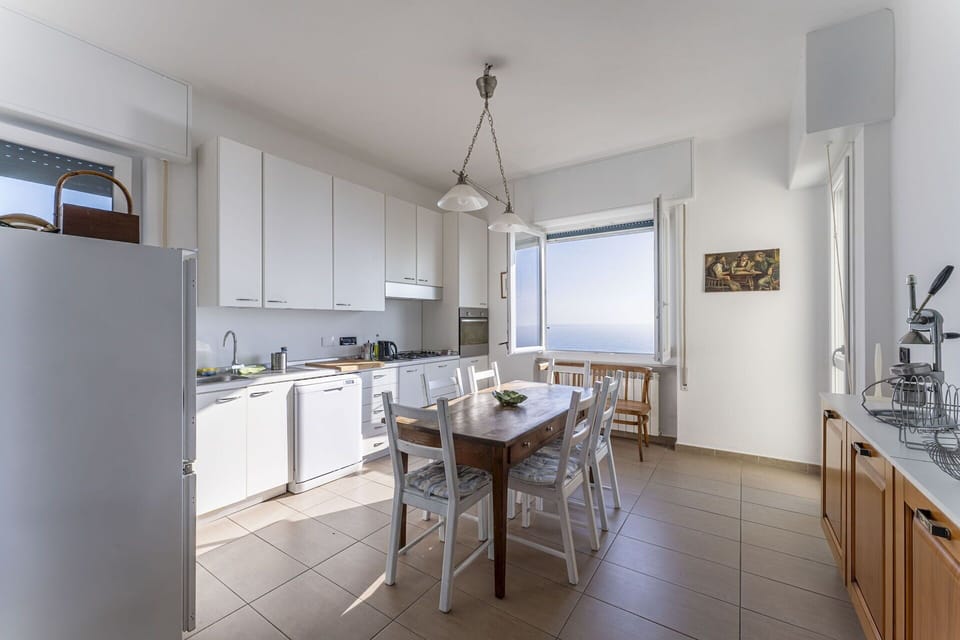 Autumn, Kitchen, Spring, Summer