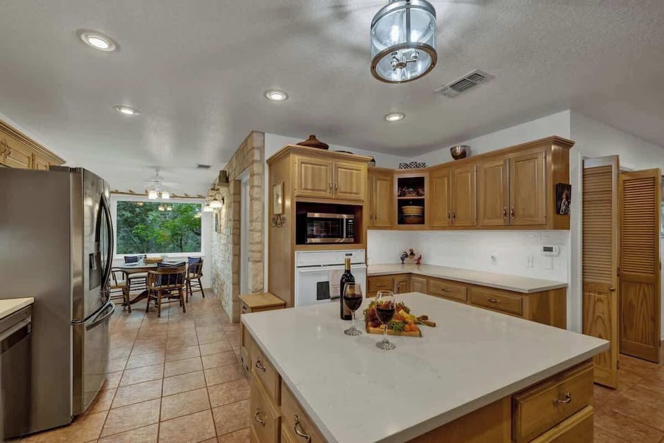 House, Multiple Beds, Patio (884 Loudon Rd.) | Private kitchen | Coffee/tea maker