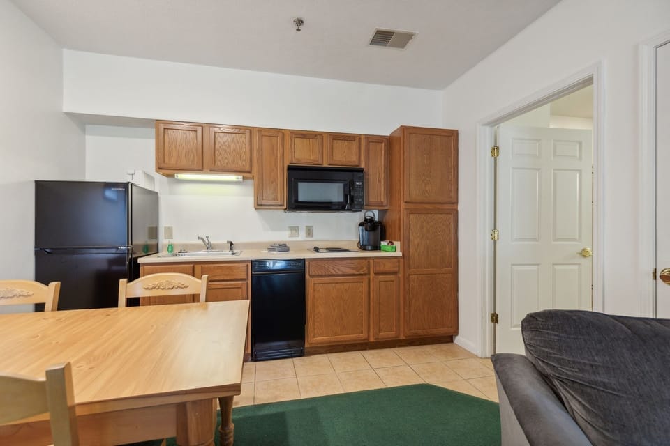 Indoors, Floor, Flooring, Sink, Sink Faucet
