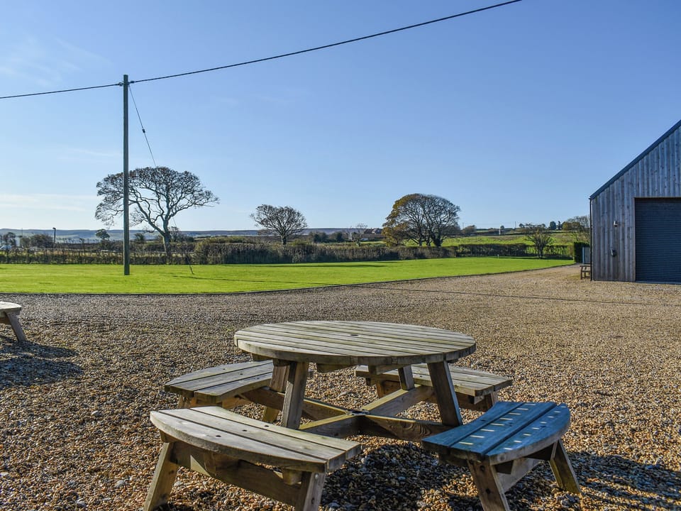 Outdoor eating area | Ash Cottage - The Granary Cottages, Whitby