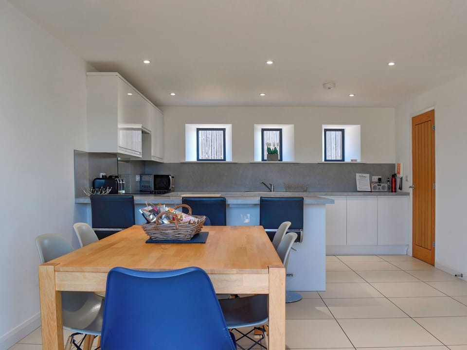 Kitchen/diner | Ash Cottage - The Granary Cottages, Whitby
