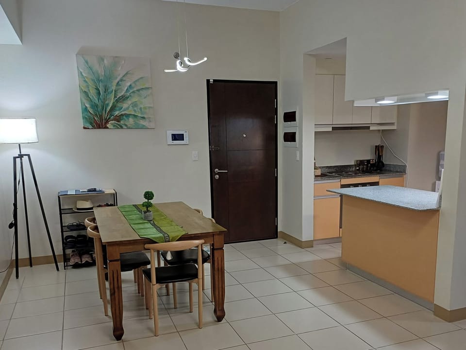 Dining Table for 6 - 8 People