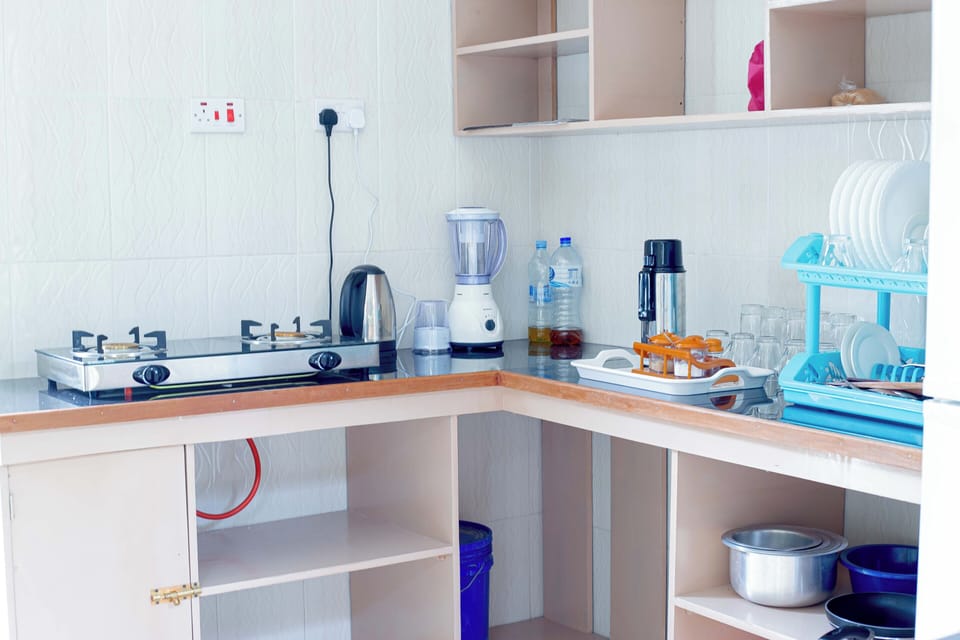 Standard Double Room | Shared kitchen | Shared fridge, microwave