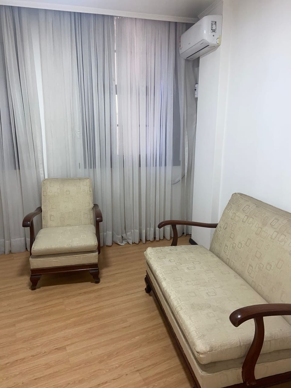 Superior Double Room | In-room safe, desk, blackout drapes, iron/ironing board