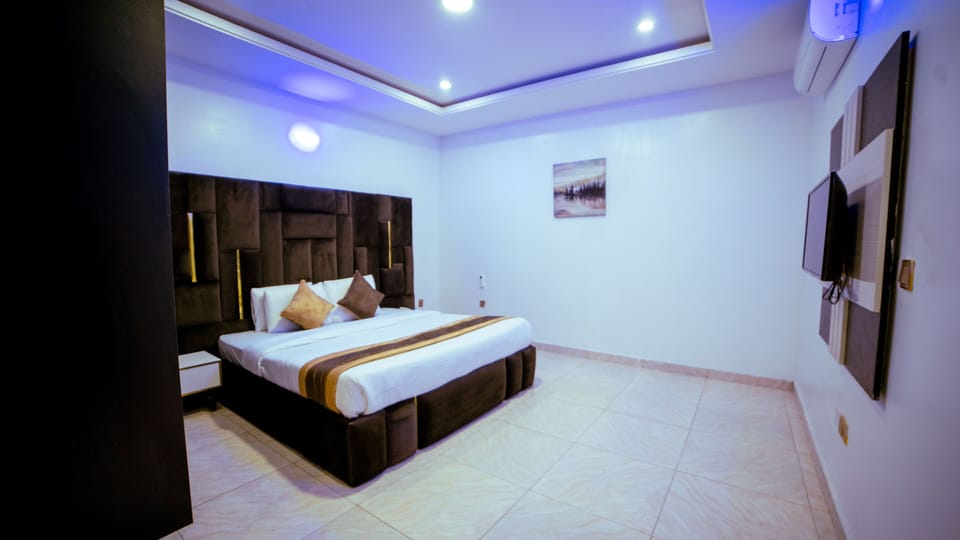 House | 1 bedroom, iron/ironing board, free WiFi, bed sheets