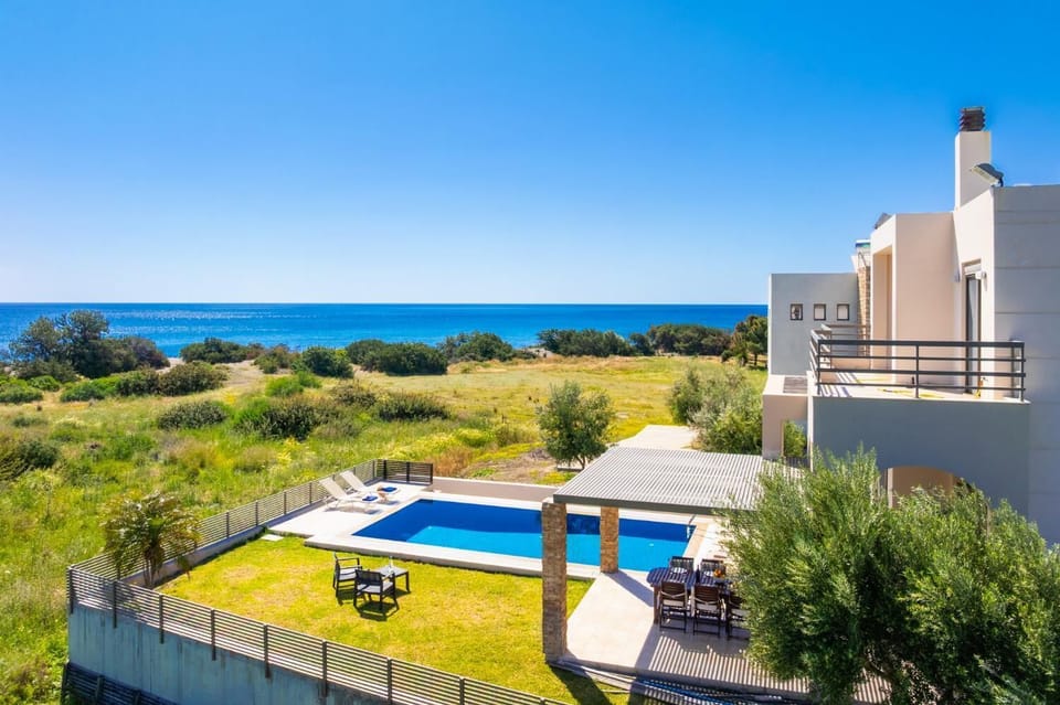 Beautiful villa with private pool and terrace with sea views