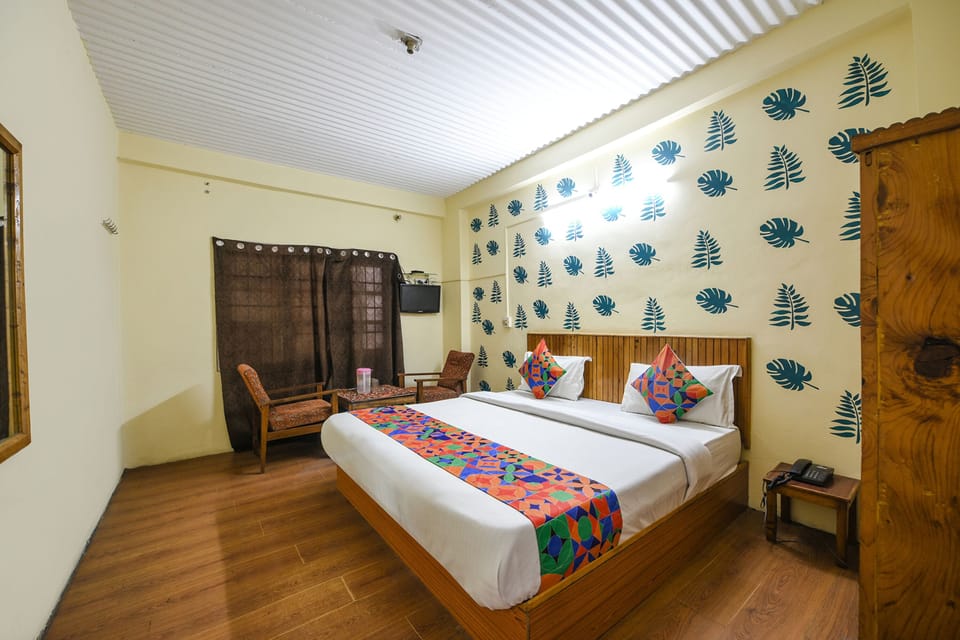 Premium Room | Egyptian cotton sheets, premium bedding, in-room safe, WiFi (free)