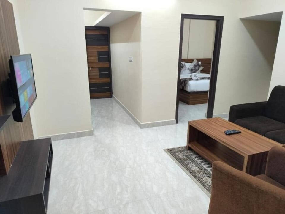 Desk, laptop workspace, free WiFi