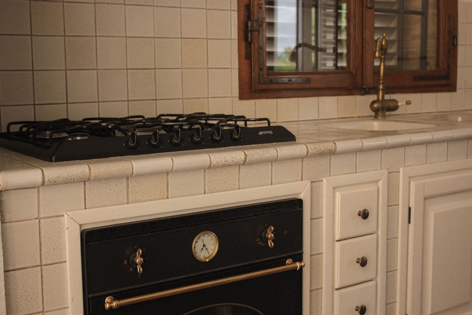 Condo, Pets Allowed, Garden View | Private kitchen | Fridge, oven, stovetop, toaster
