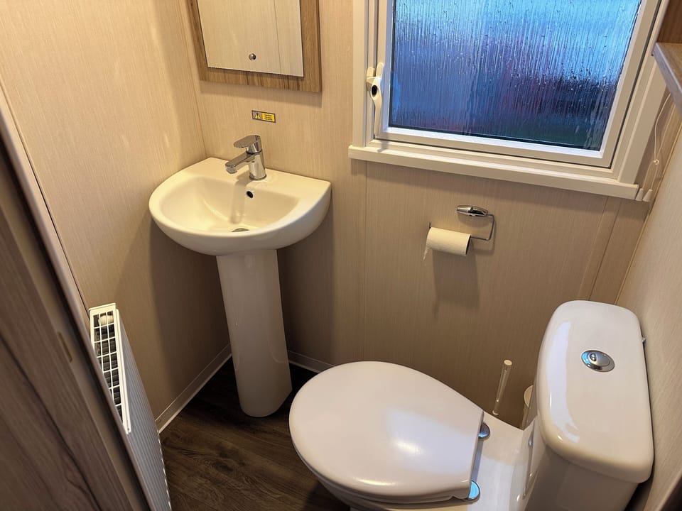 3br-sleeps6-parking-pool-nearbeach&skegness Lodge in Skegness