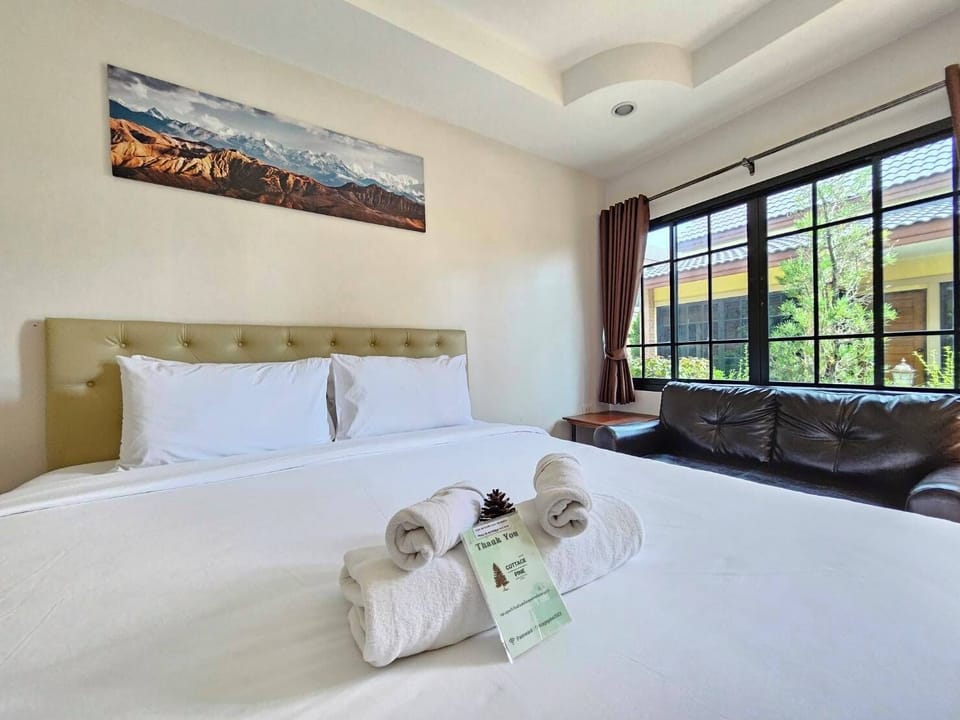 Single Room, Garden View | Free WiFi, bed sheets