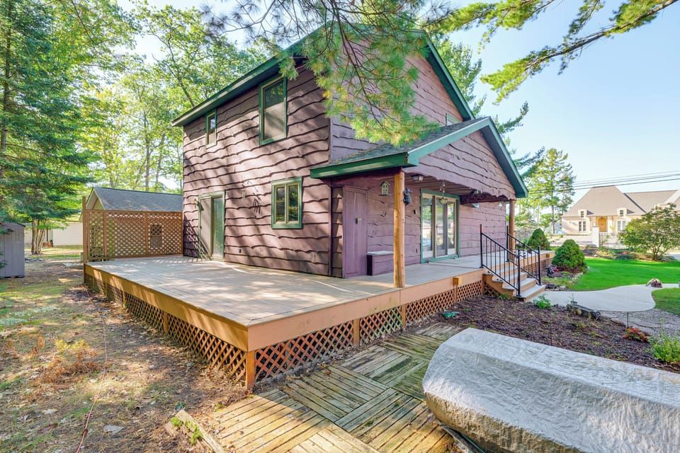 Exterior | Driveway (2 Vehicles)