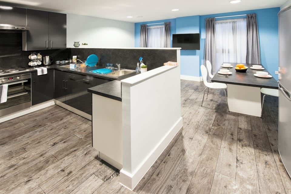 Single Room, Non Smoking | Shared kitchen