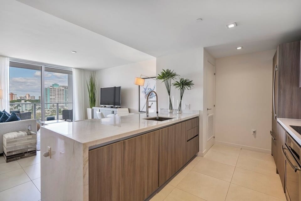 Features Breakfast bar counter 