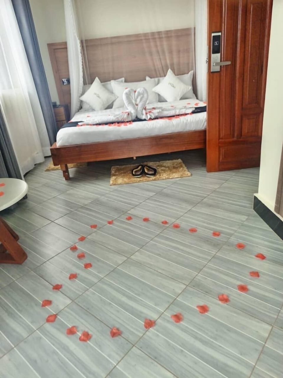 Blackout drapes, soundproofing, iron/ironing board, free WiFi