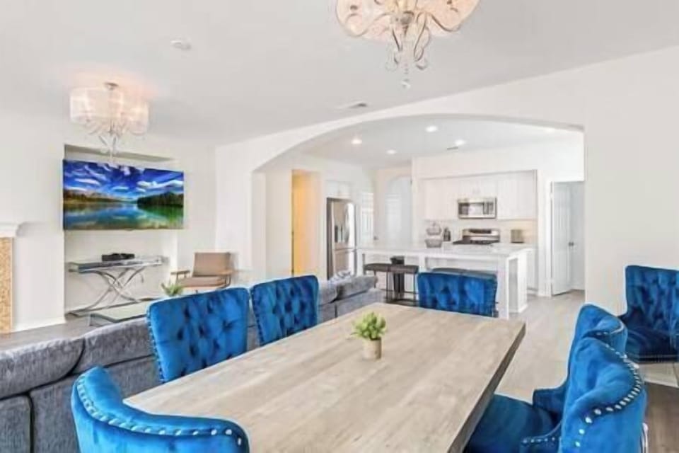 No Hassle Haven: WOW Pool, Game Room & Golf (11)