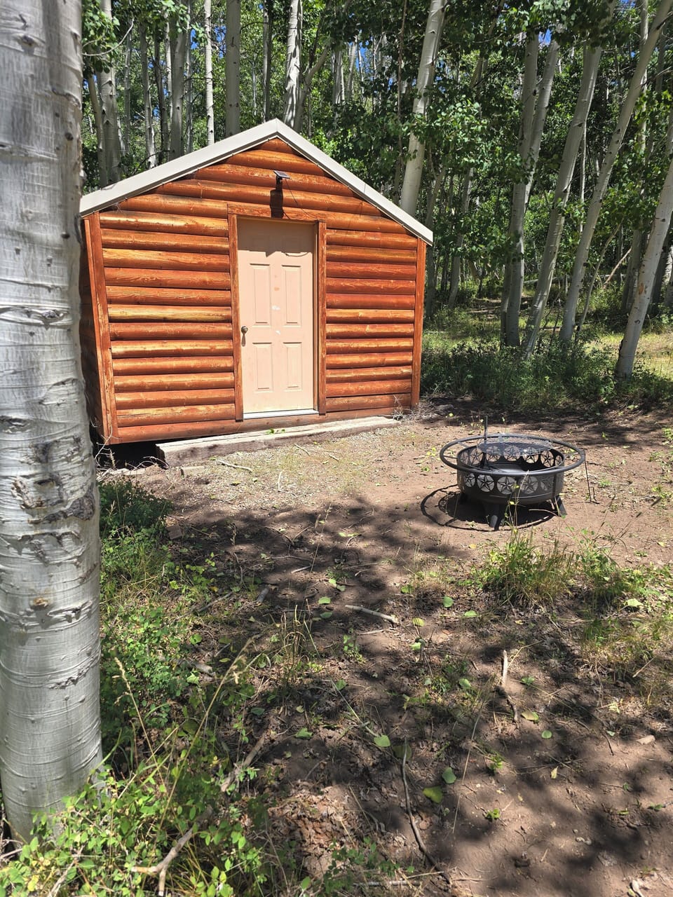 Sleeping Cabin with Fire pit