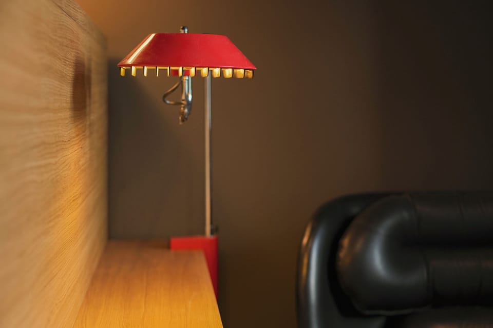 Design Suite | Free WiFi, bed sheets