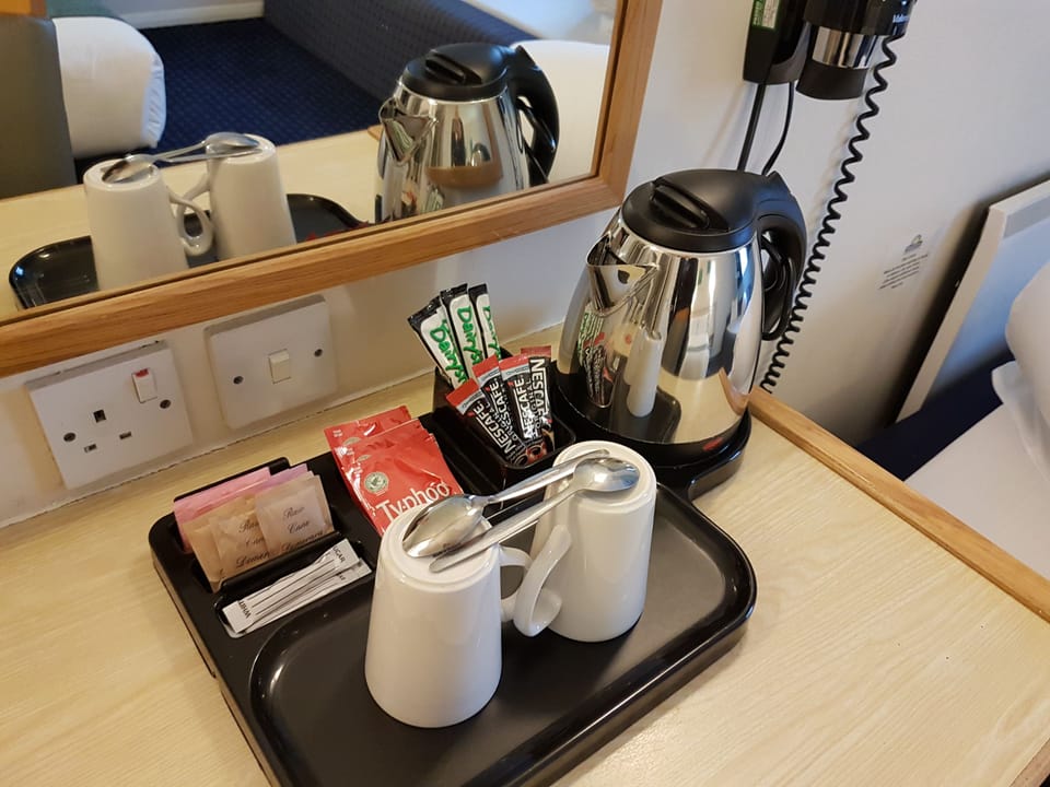 Room, 1 Double Bed, Non Smoking | Room amenity