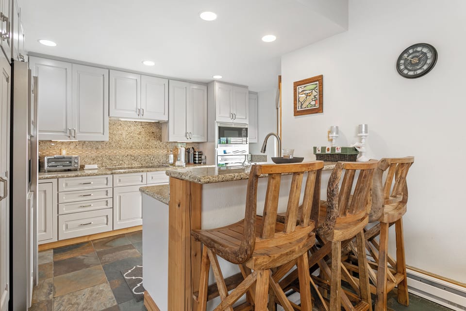 Breakfast Bar