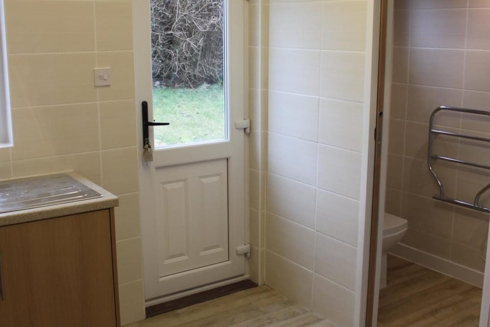 Erisgeir Sleeps 6 With Private Grounds Cottage in Scotland