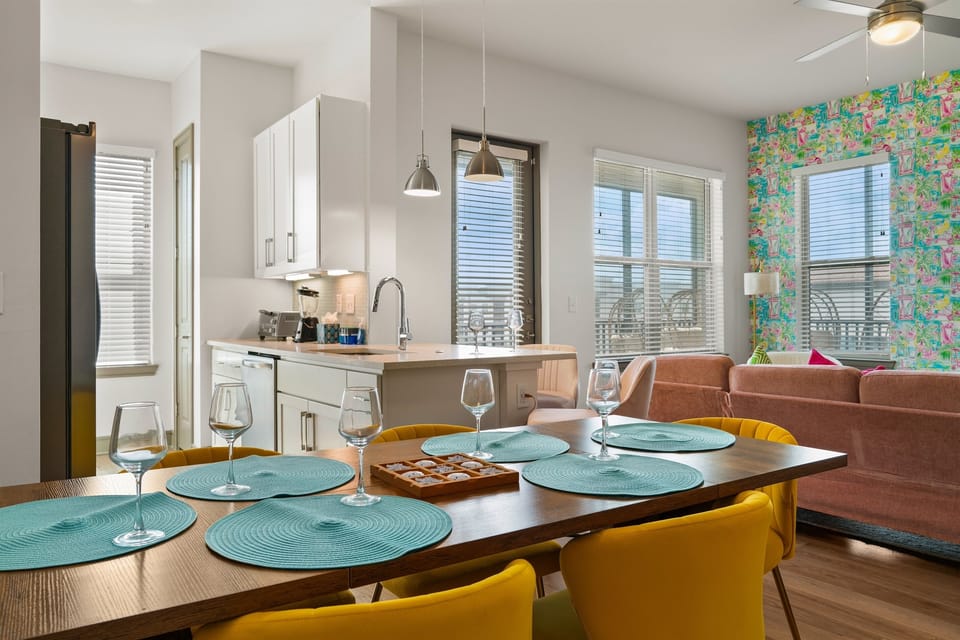 Modern table with 6 seats
