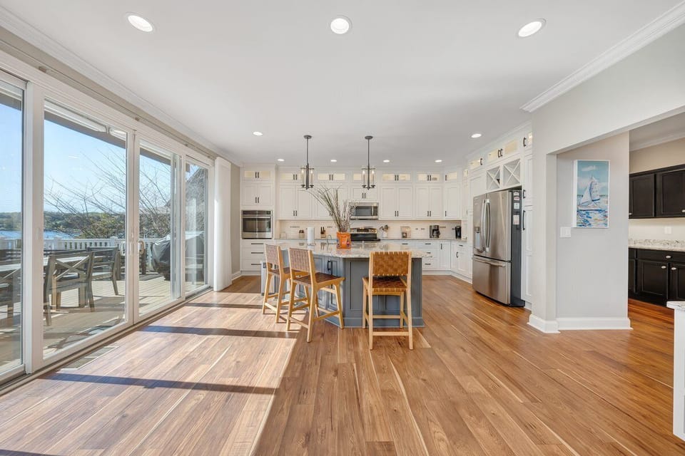 Spacious dining and cooking areas.