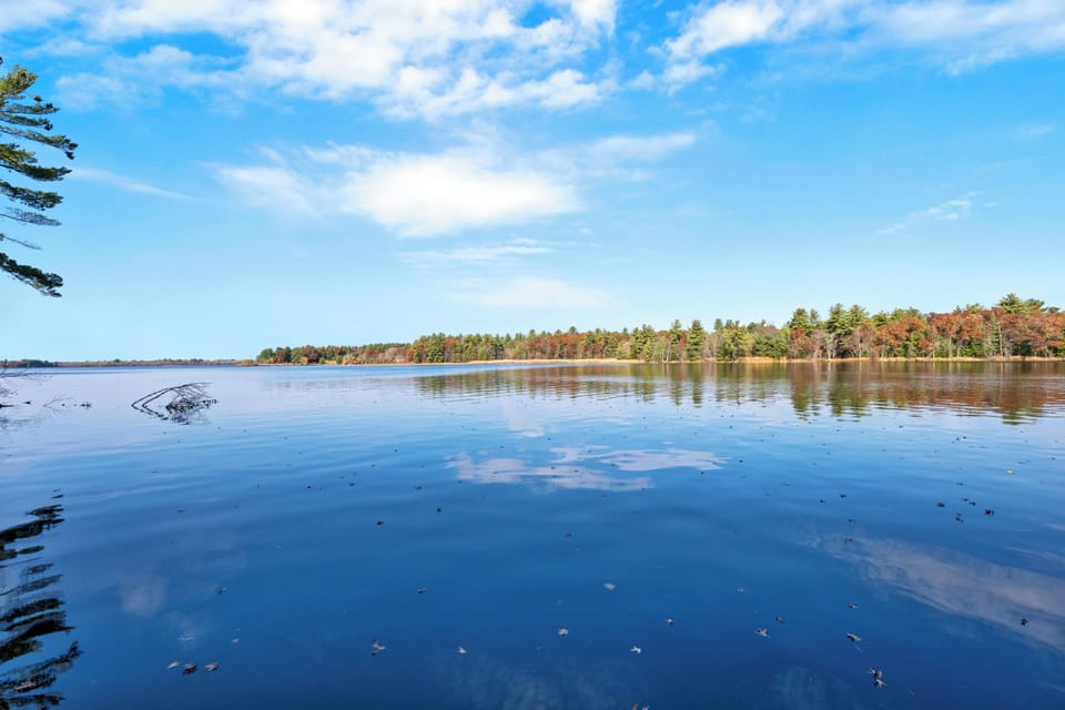 Castle Rock Lake.  Please make sure any water toys you bring to the water MUST be brought back up to the home to avoid fines.