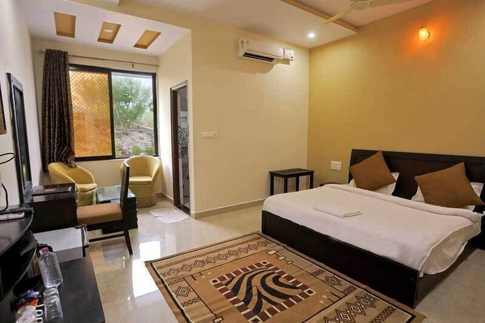 Deluxe Double Room, Garden View | Soundproofing, free WiFi