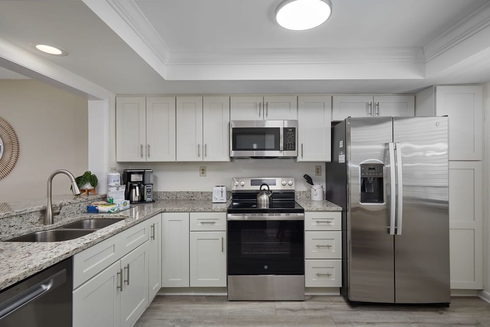 Fully equipped kitchen