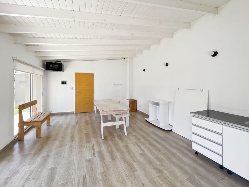 Apartment, 1 Bedroom, Smoking, Balcony | Dining