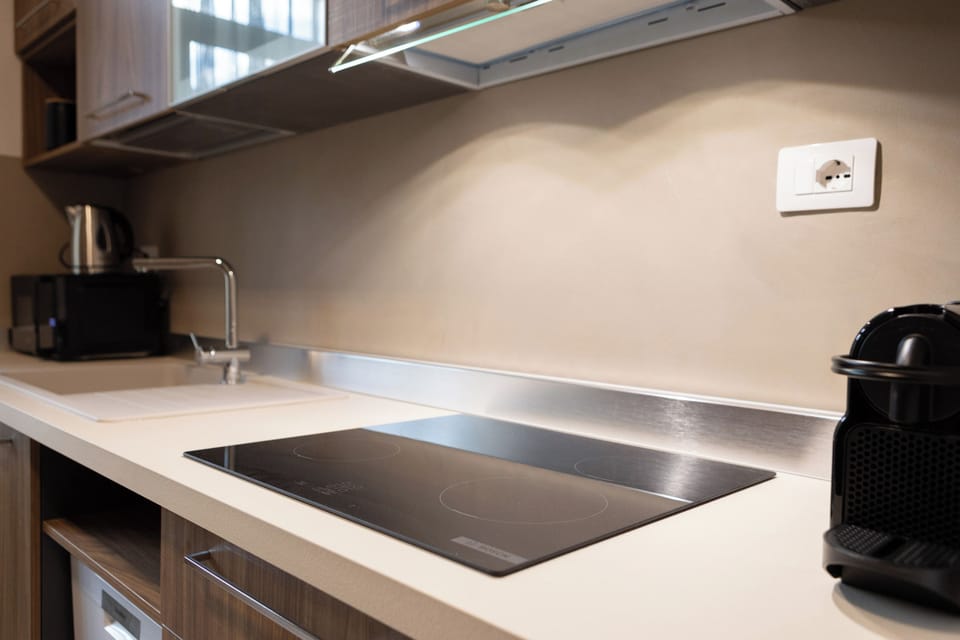 Family Apartment, Non Smoking, Terrace | Private kitchen | Espresso maker, electric kettle
