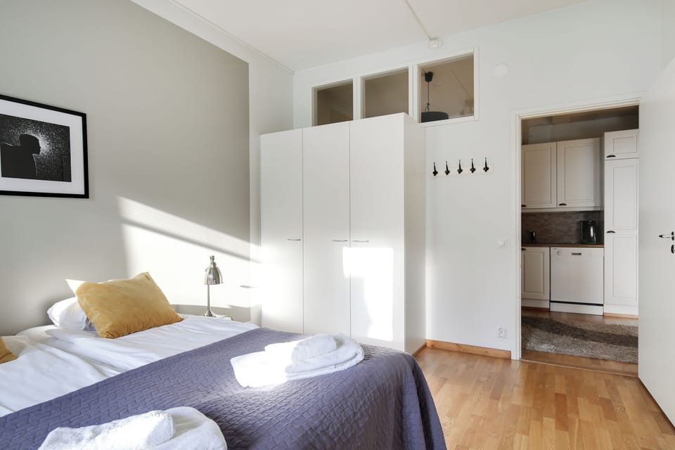 Apartment, 3 Bedrooms, Courtyard View | 3 bedrooms, iron/ironing board, cribs/infant beds, free WiFi