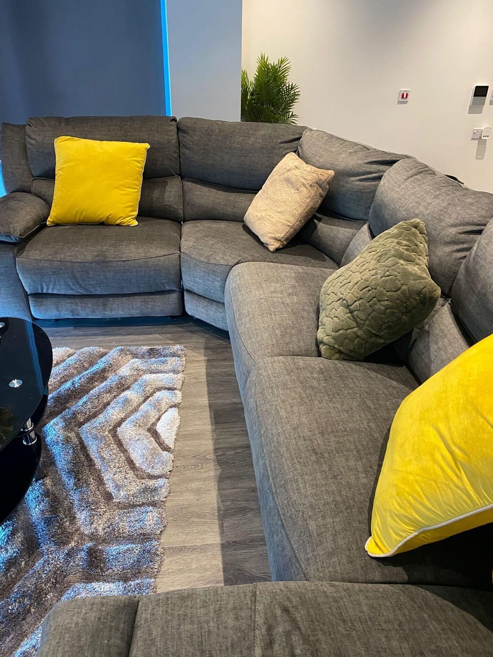 Apartment | Living area