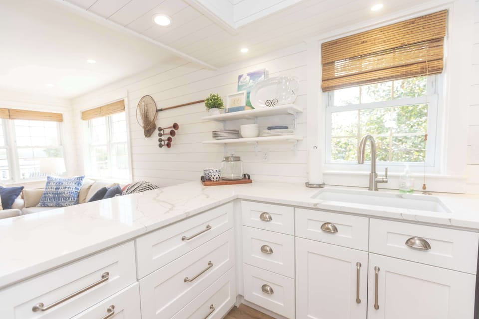 Fully furnished and equipped kitchen